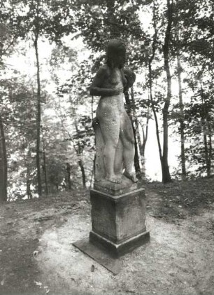 Allegorie des Herbstes : Allegorie des Herbstes (19. Jh., Sandstein). Bad Gottleuba, Goethepark