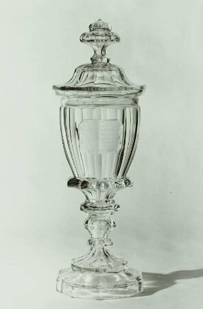 Deckelpokal