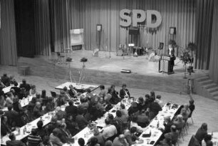 Oberbürgermeisterwahl am 9. April 1978. Polit-Show der Kandidatin Stadträtin Heinke Salisch in der Badnerlandhalle im Rahmen des Wahlkampfs