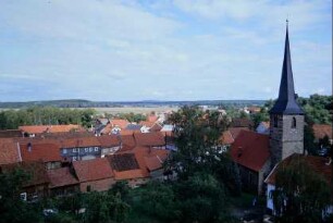 Blick von West auf den Ortskern, Luftaufnahme vom Kran aus