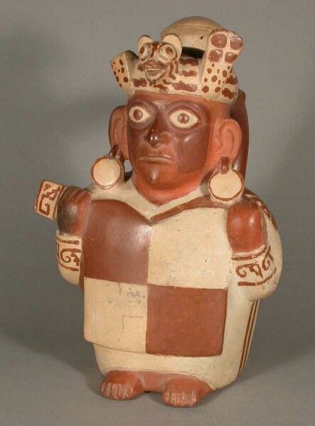 Standing anthropomorphic figure: Uncu presentation