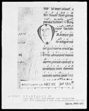 Monastisches Antiphonale — Initiale O mit eingezeichnetem Gesicht, Folio 131verso