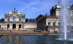 Dresden - Zwinger : Aufgenommen im Zwinger von Dresden ca. 2001