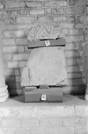 Fragment eines Sarkophags