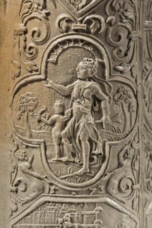 Bierkrug aus Siegburger Steinzeug — Venus und Cupido
