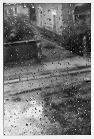 Dresden-Striesen. Blick von Nr. 37 in der Glasewaldtstraße auf Nr. 34