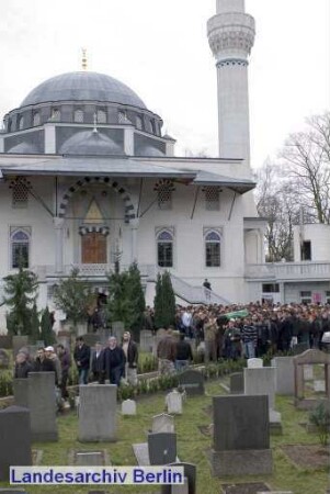 Sehitlik-Moschee zu Berlin, Columbiadamm 128 (Neukölln)