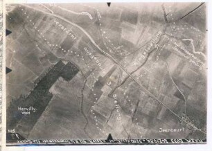 Foto der verstärkt ausgebauten dritten Stellung am Hervilly-Wald (Luftbild)