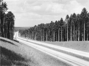 Trassierung bei Wimsheim, km 232,5 Blick vom Jägersteg in Richtung Pforzheim.