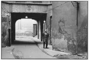 Halle (Saale). Durchgang