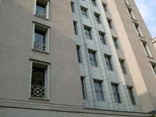 Berlin: Hochhaus an der Weberwiese