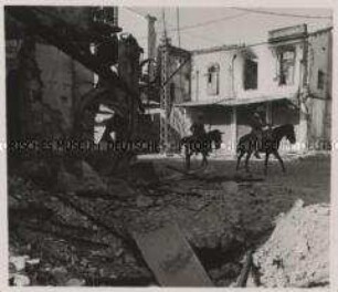 Wehrmachtssoldaten, Straßenecke in der Hauptstadt Kretas Chania nach dem Einmarsch der deutschen Truppen