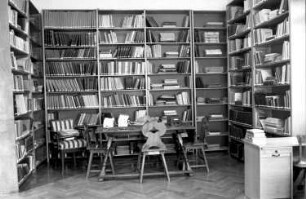 Freiburg: Rumänisches Institut; Bibliothek