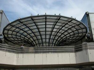 Forum des Halles, 1977 errichtetes Einkaufszentrum