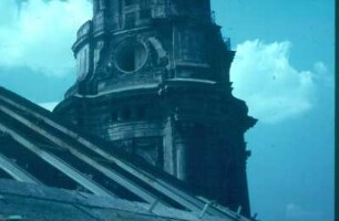 Dresden-Altstadt. Turm der zerstörten Kreuzkirche