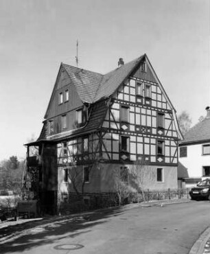 Wohnhaus; Lauterbach, Mühlweg 7