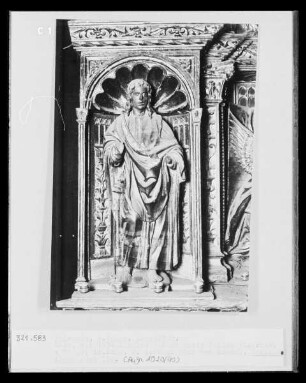Hochaltar in San Pablo — Erstes Altargeschoss — Johannes Evangelist