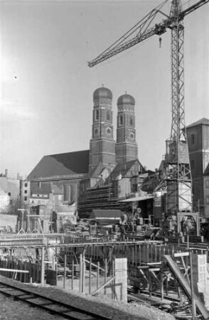 München: Baugrube am Max-Turm