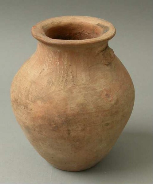 Clay vessel