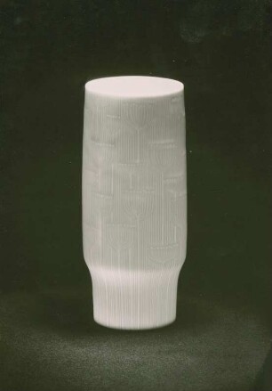 Vase "2496" von Sigrid von Liebenstein