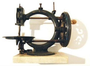 Handnähmaschine (Englische Handnähmaschine "The Little Wanzer" von 1868)