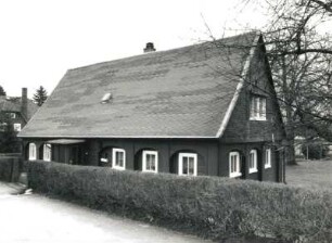Ebersbach-Neugersdorf, Liechtensteinstraße 19. Wohnhaus (1801/1850)