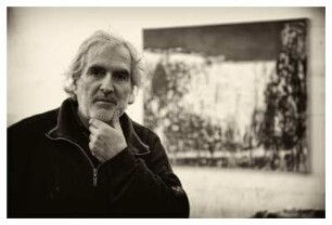 CARSTEN GILLE IN SEINEM ATELIER