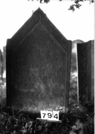 Grabstein 794 (Detailaufnahme)