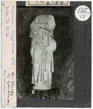 München: Glyptothek 475, Statuenfragment aus Venedig