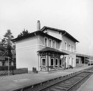 Bahnhofsgebäude; Villmar, Oberau 2, Eisenbahn , Unterau