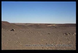 zwischen Wadi Hamra und Wadi Abd el Melik