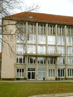 Dresden: Studentenwohnheim Güntzstraße 28/28a
