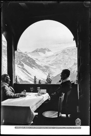 Arosa, Blick von der Pension Prätschli gegen Strehl und Alteinfurka
