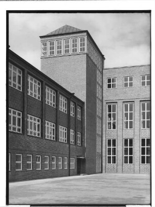 Schule Bergedorf [Luisenschule] (Hamburg-Bergedorf): Teilansicht : SchumacherWV Nr. 296