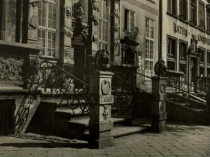Danzig/Westpreußen (heute Gdansk). Treppenaufgang des im Stil der italienischen Renaissance vor 1609 am Langen Markt errichteten Speymannhauses.