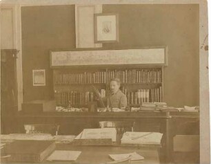 Max Lehrs in seinem Dienstzimmer im Zwinger