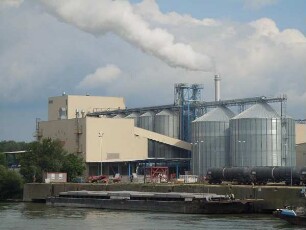 Tulln - Chemiewerk an der Donau