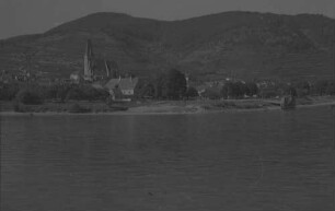 Weißenkirchen: Ort und Ufer