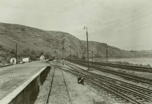 Moseltal, vom Bahnhof Winningen gesehen