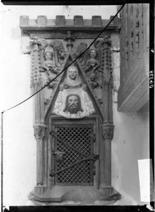 Schwäbisch Hall Sankt Urban Kirche Wandtabernakel (um 1450)