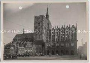 Stralsund, Kirche St. Nikolai und Rathaus, Alter Markt