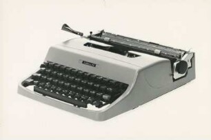 Olivetti Kleinschreibmaschine "Lettera 32" von Marcello Nizzoli