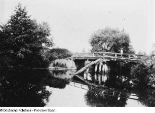 Markkleeberg, Alte Straßenbrücke über die Pleiße