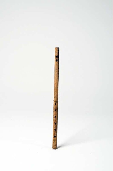 Open outer flute with finger holes