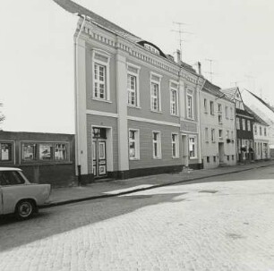 Wohnhaus mit Apotheke zum Kreuz