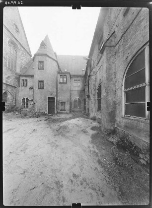 Karl-Marx-Stadt (Chemnitz-Schloßchemnitz), Schloßberg 12. Schloßbergmuseum. Hofansicht