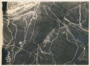 Foto der Stellungen nordöstlich von Minaucourt(-le-Mesnil-lès-Hurlus) (Luftbild)