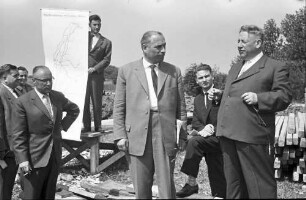 Wagshurst: Regierungsbaudirektor Leins und Regierungspräsident Dichtel