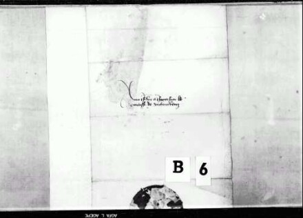 Briefwechsel der Gräfin. Darunter: Graf Ludwig 1449; Erzherzogin Mechthild 1468-79; Gräfin Barbara 1478; mit Baden 1461, 1472; Burgund 1454, 1462; Frankreich 1461; Herzog von Mailand 1473; Pfalz-Bayern 1455-78; Fürstin Jolante von Piemont 1475, 1460; Haus Savoyen 1453-74; Kloster Binsdorf 1470, 1471; Peter von Hagenbach, undat.; Schultheiß von Luzern Heinrich von Humwil 1469-72; Francois Malet 1456-65; Amtmann zu Möckmühl 1456-62; Schultheiß zu Backnang 1468-78; Dr. Heinrich Steinhöwel 1474; Graf Johann von Werdenberg 1467; Propst Ulrich Wirtemberger zu Stuttgart 1473; Komthur zu Ysenheim 1456, 1458.