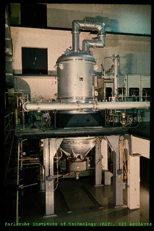 Große Prototyp-Trenndüsenstufe des Instituts für Kernverfahrenstechnik (IKVT)